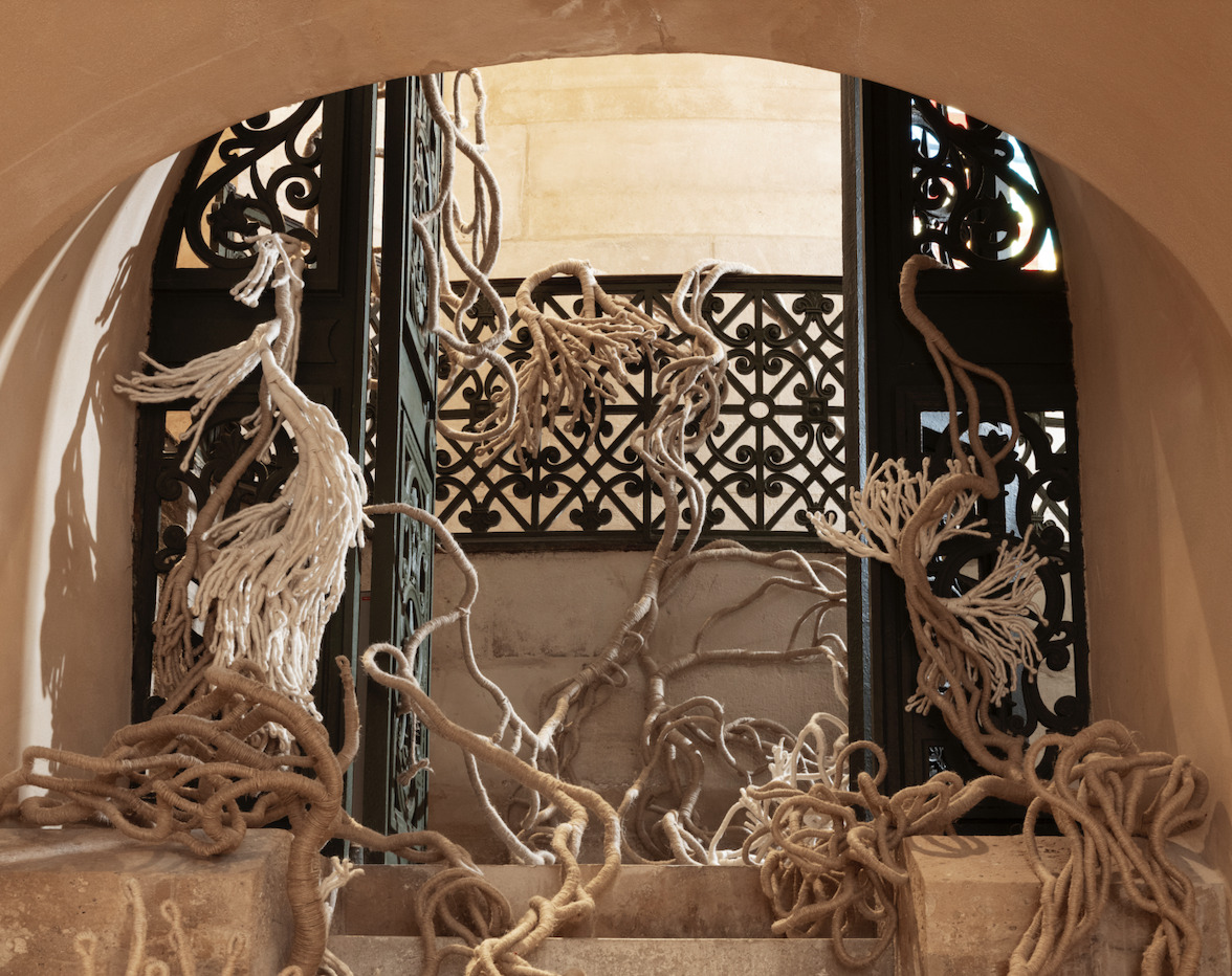 Coraux de la Liberté, Colonne de Juillet, Paris Design Week, Paris, 2025.
In partnership with the Centre des Monuments Nationaux.